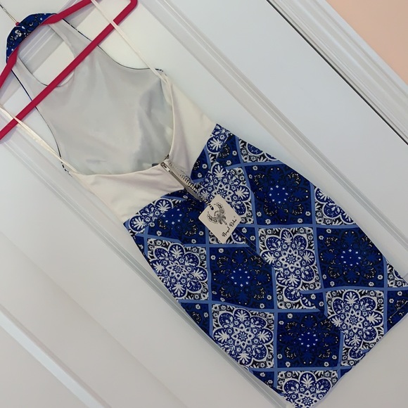 NWT Angel Biba Halter Dress w/ keyhole - Picture 5 of 6